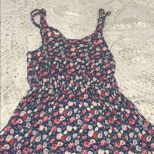 Flowery multiple strand back summer dress